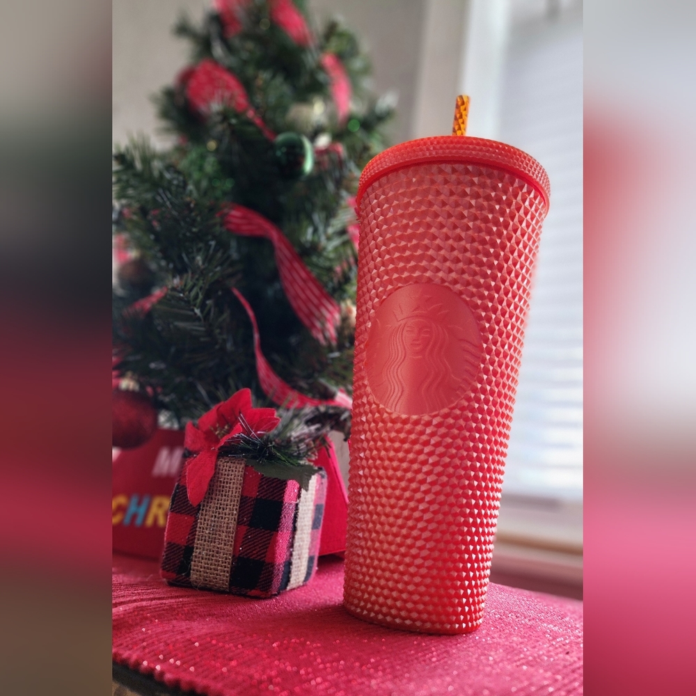NWT 2022 Starbucks Pearlized Orange Studded Tumbler